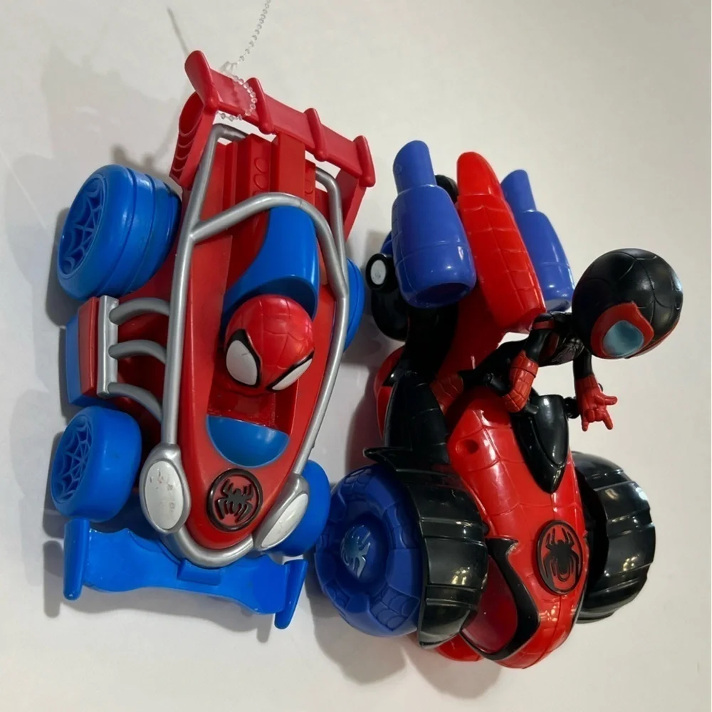Spiderman Red and Blue Action Vehicle Set